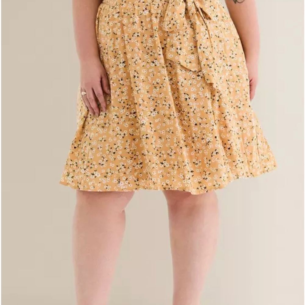 Torrid Retro Chic Swing Skirt - Floral Yellow